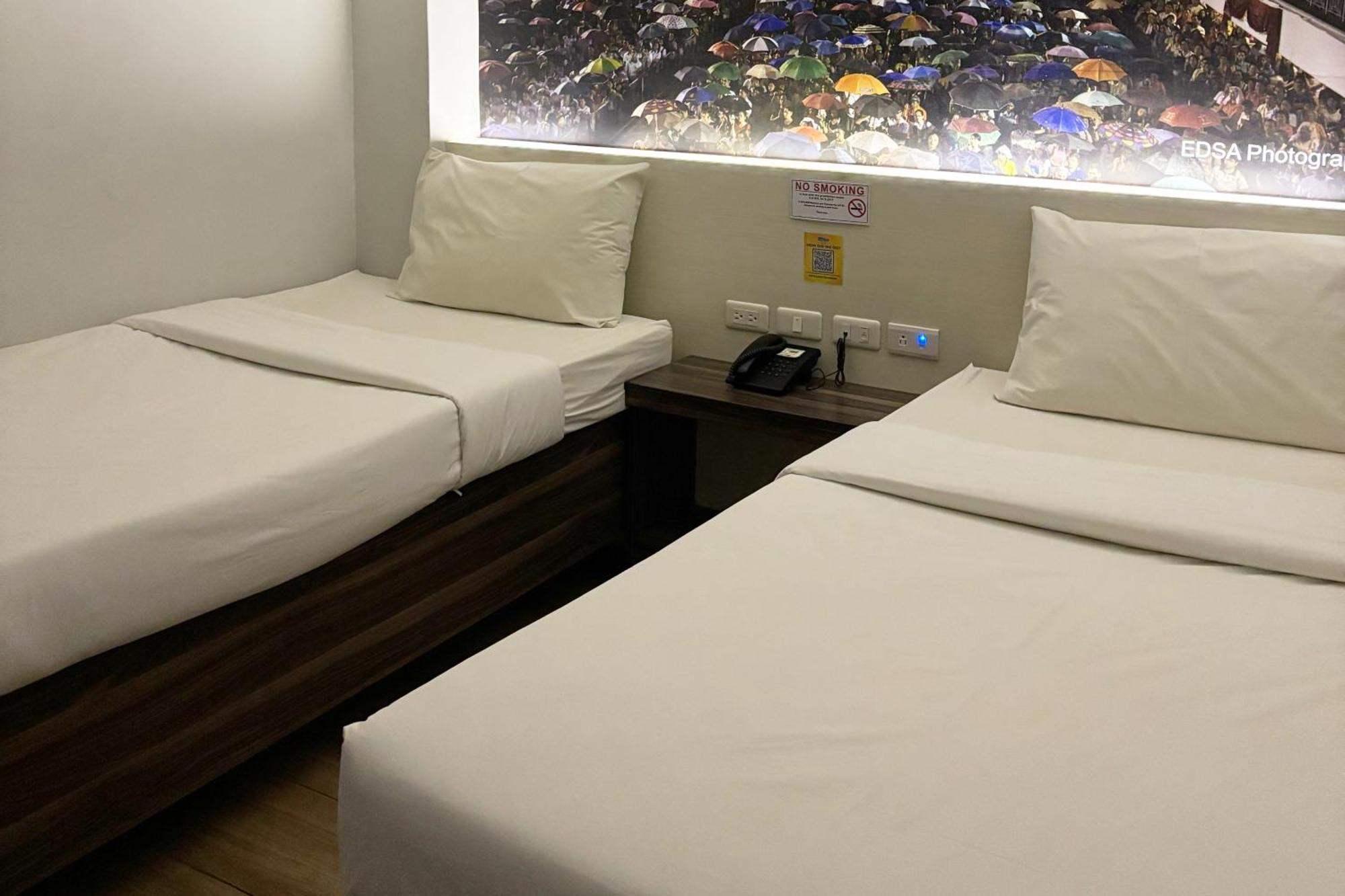 Sugbutel Family Hotel Cebu Powered By Cocotel Exteriér fotografie