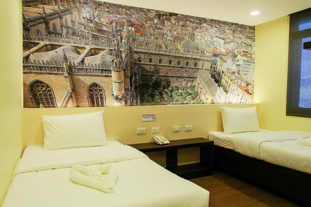 Sugbutel Family Hotel Cebu Powered By Cocotel Exteriér fotografie